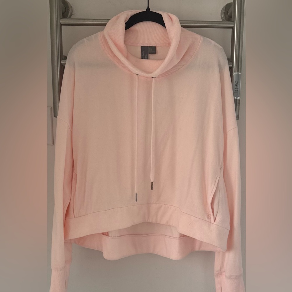Sweaty Betty Baby Pink Funnel Neck Pull Over - M